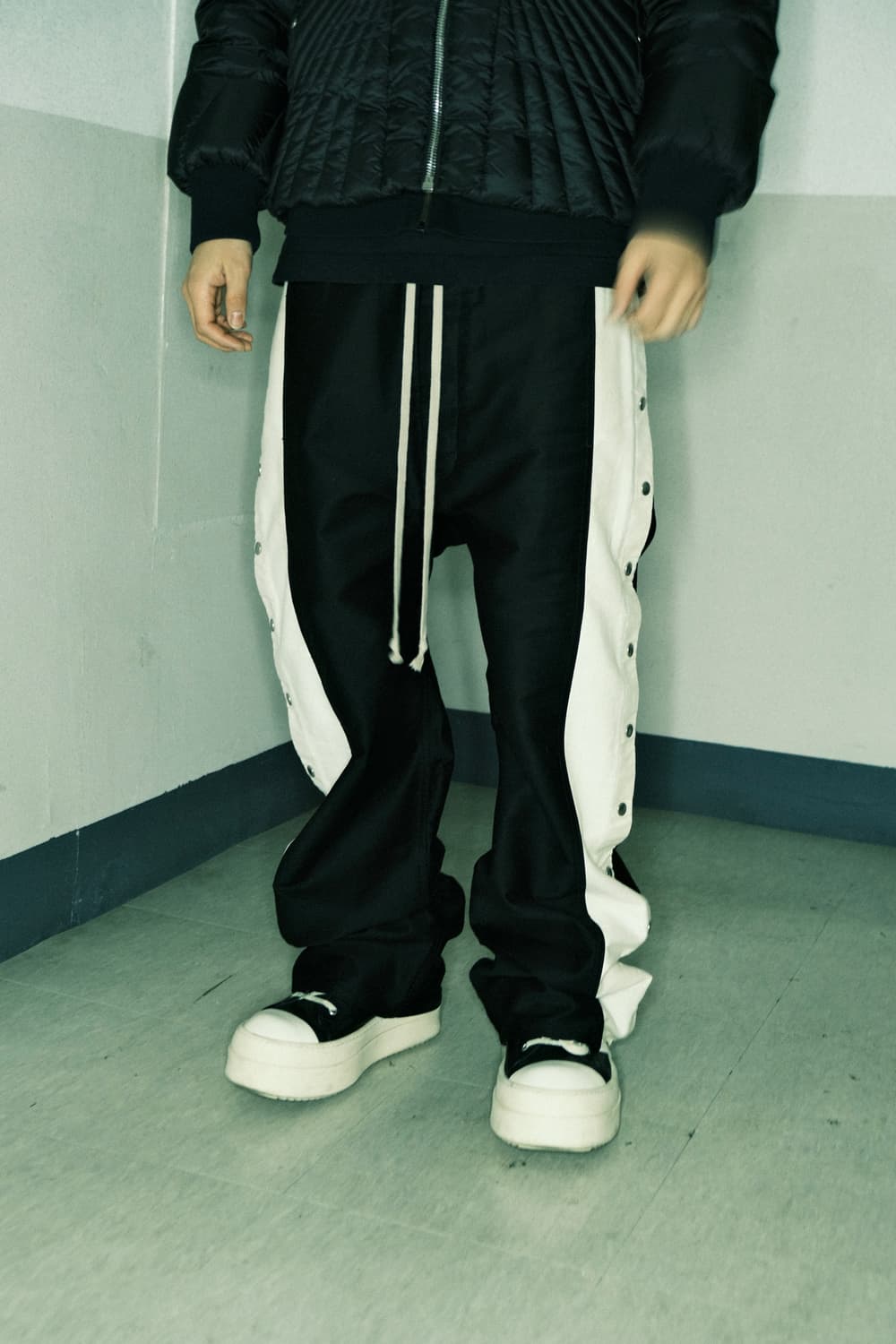 릭오웬스 다크쉐도우 배색 푸셔 팬츠 상품이미지9