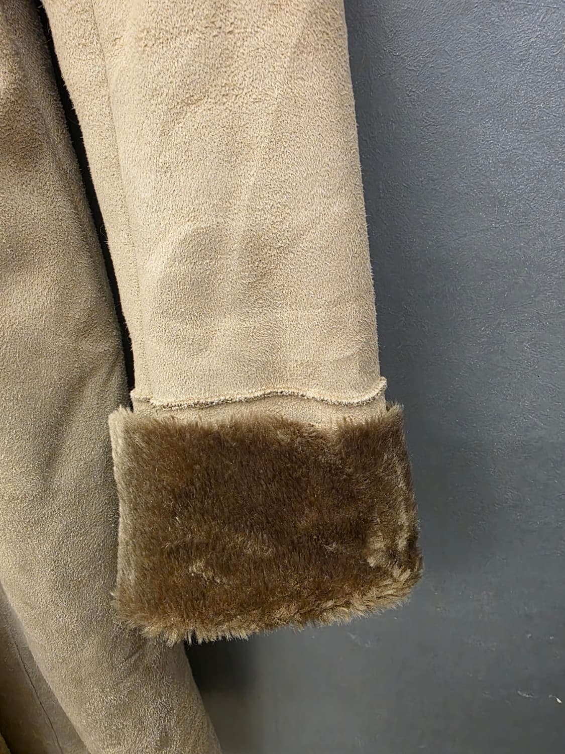 MCM스웨이드라쿤커코트 상품이미지5