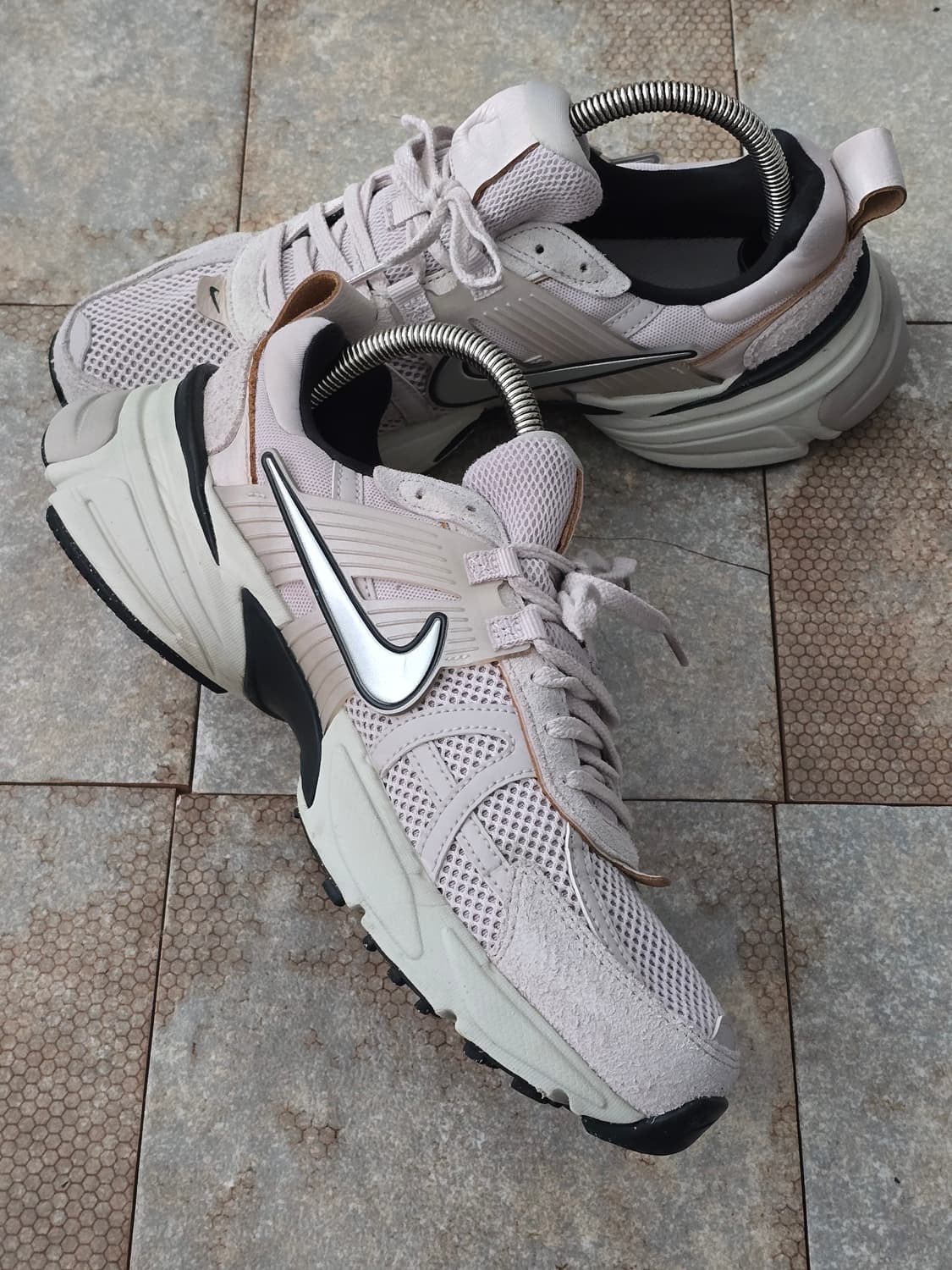 (265)나이키 v2k 런 플래티넘 바이올렛  상품이미지4