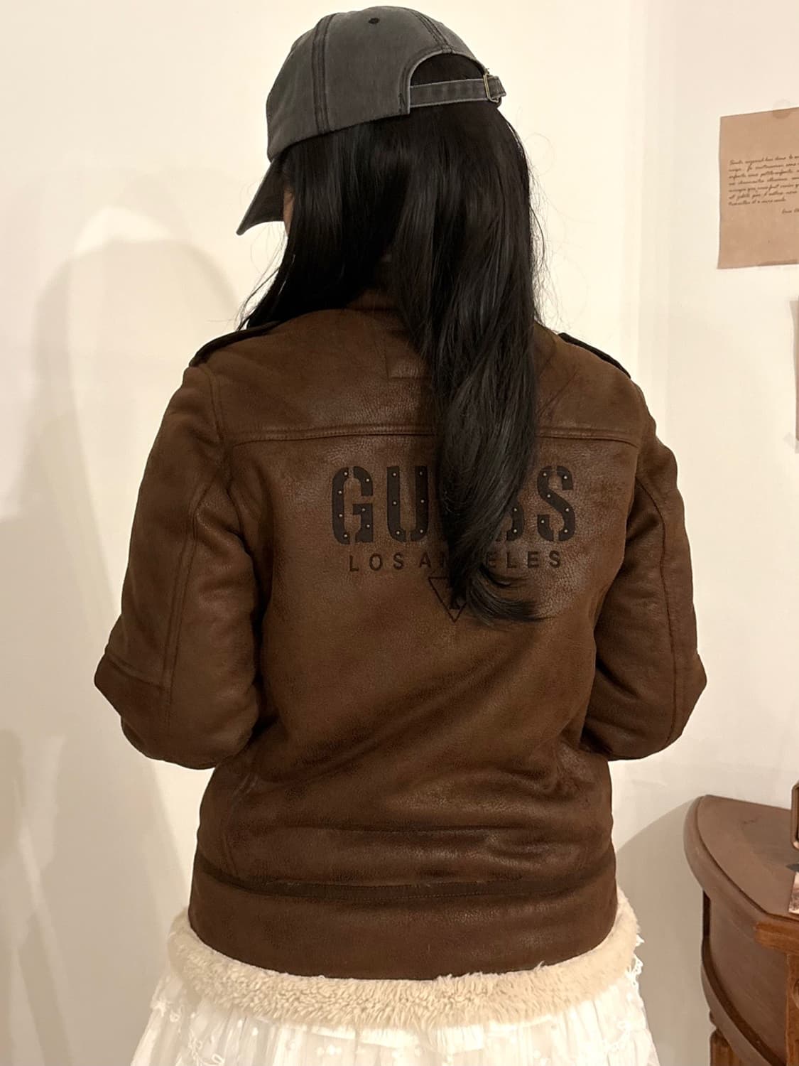 게스 브라운 무스탕 상품이미지2