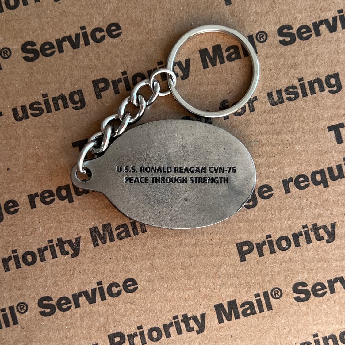 90s vtg USS Ronald Reagan Keyring 상품이미지2