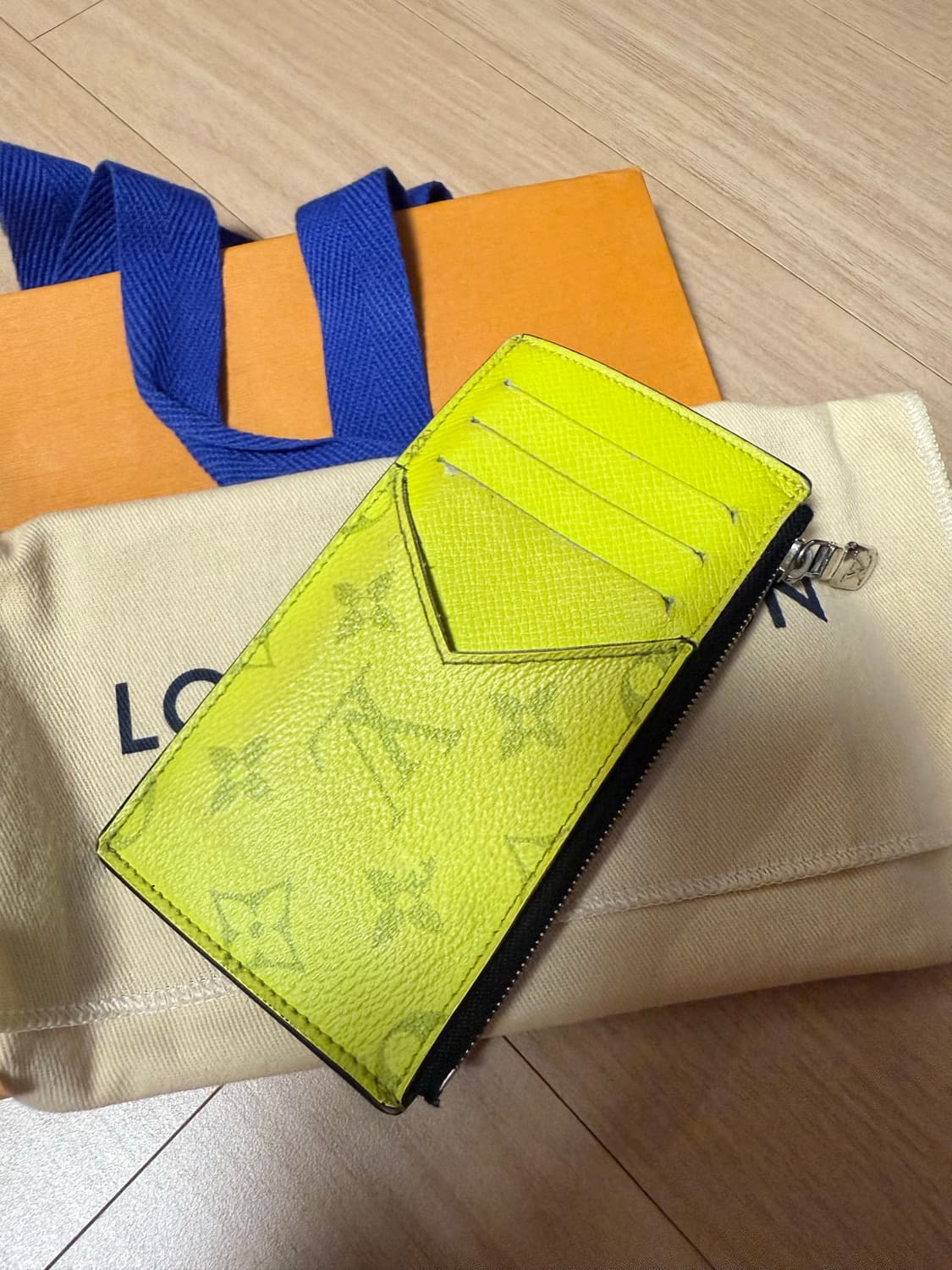 루이비통 코인홀더 코인 지갑 라임 상품이미지1