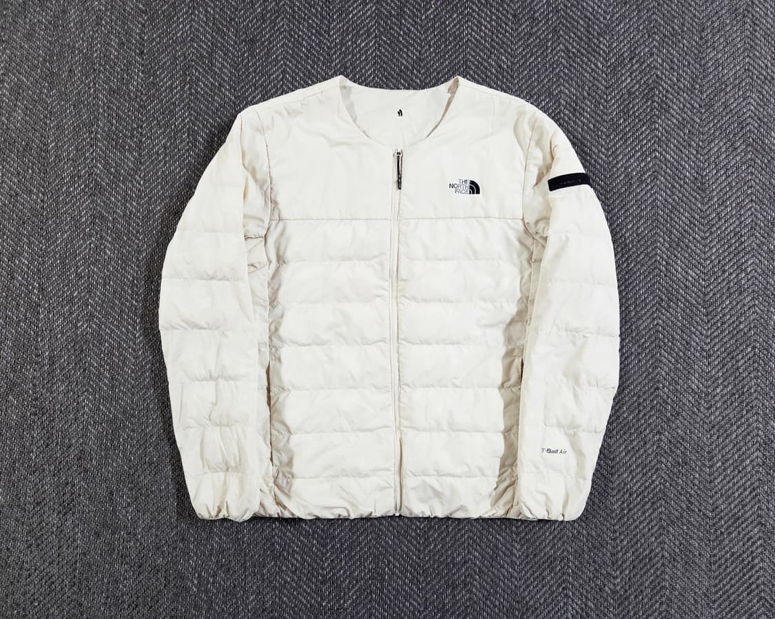 노스페이스 아이보리 경량 패딩
 상품이미지1