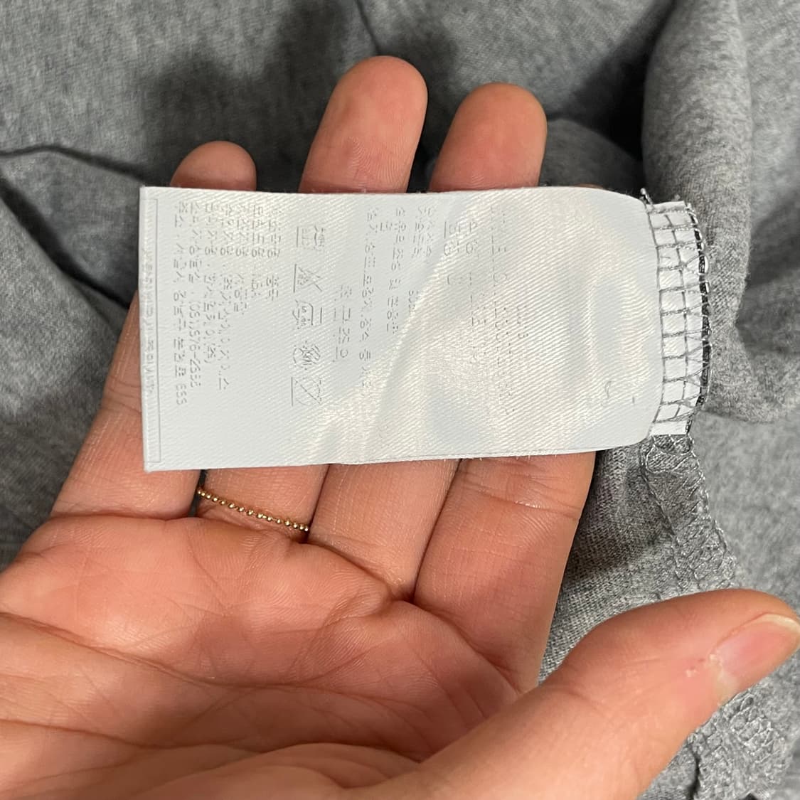 NBA 스몰로고 그레이 긴팔티셔츠 여성S 상품이미지4