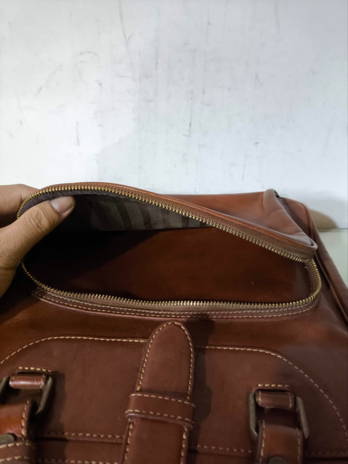 몽삭 00's 에이징 가죽 크로스백 서류가방 상품이미지7