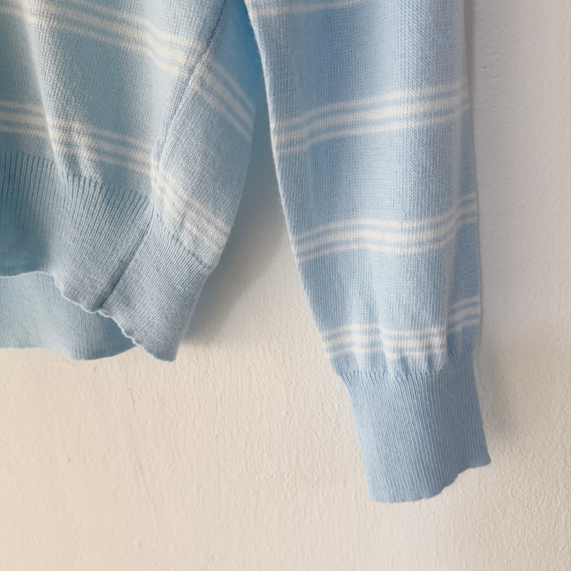 Lepvonj 레프본 스트라이프 브이넥 여름니트 스카이블루 상품이미지5