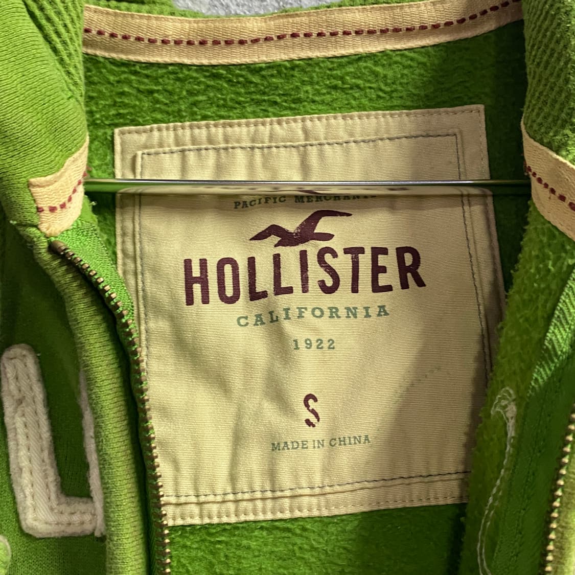 홀리스터 아치로고 그린 후드집업 B3136 상품이미지3