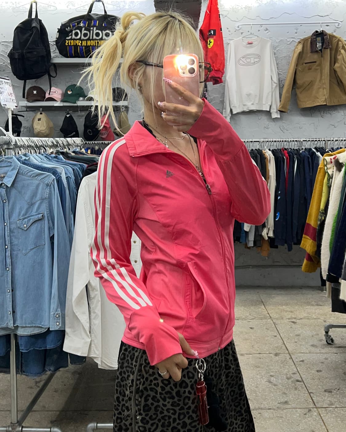 착샷O 아디다스 핑크 핑거홀 져지 상품이미지8