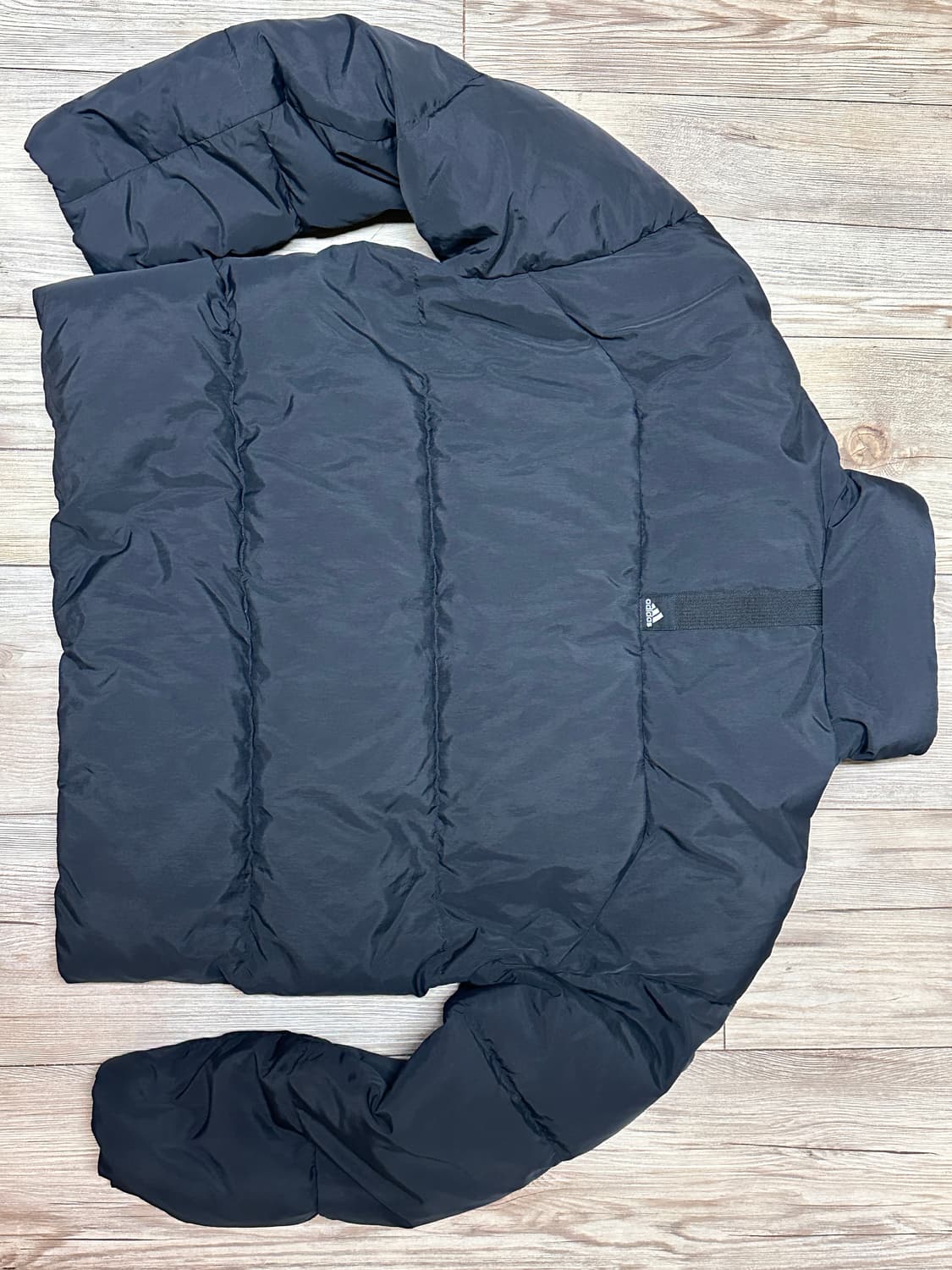 아디다스 우먼스 데일리 크롭 덕다운 자켓 패딩 점퍼 IL8940 상품이미지2