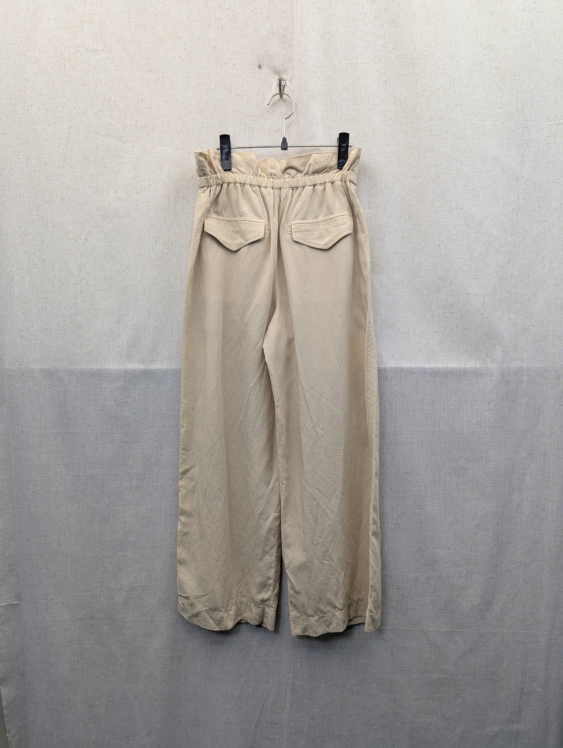 클럽모나코 아이보리색 끈 와이드 팬츠 상품이미지2