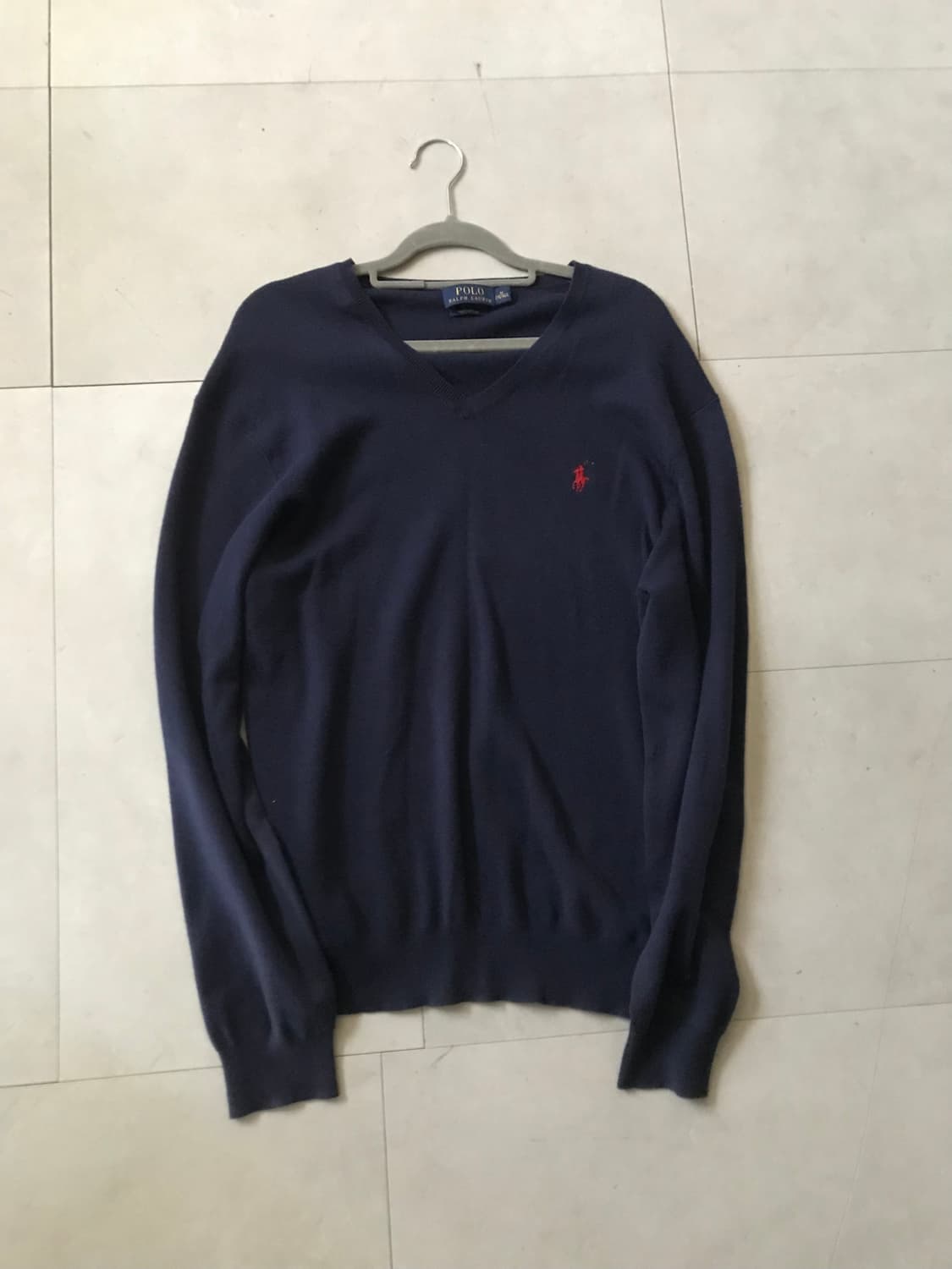 폴로 네이비 브이넥 니트 상품이미지8