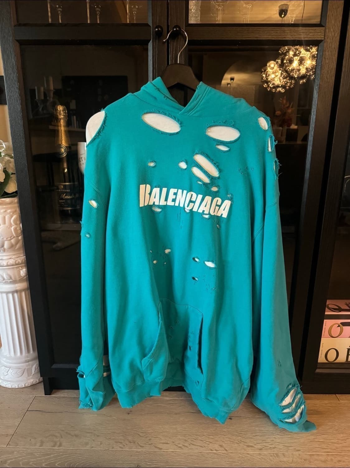 발렌시아가 디스트로이드 후드티 상품이미지1