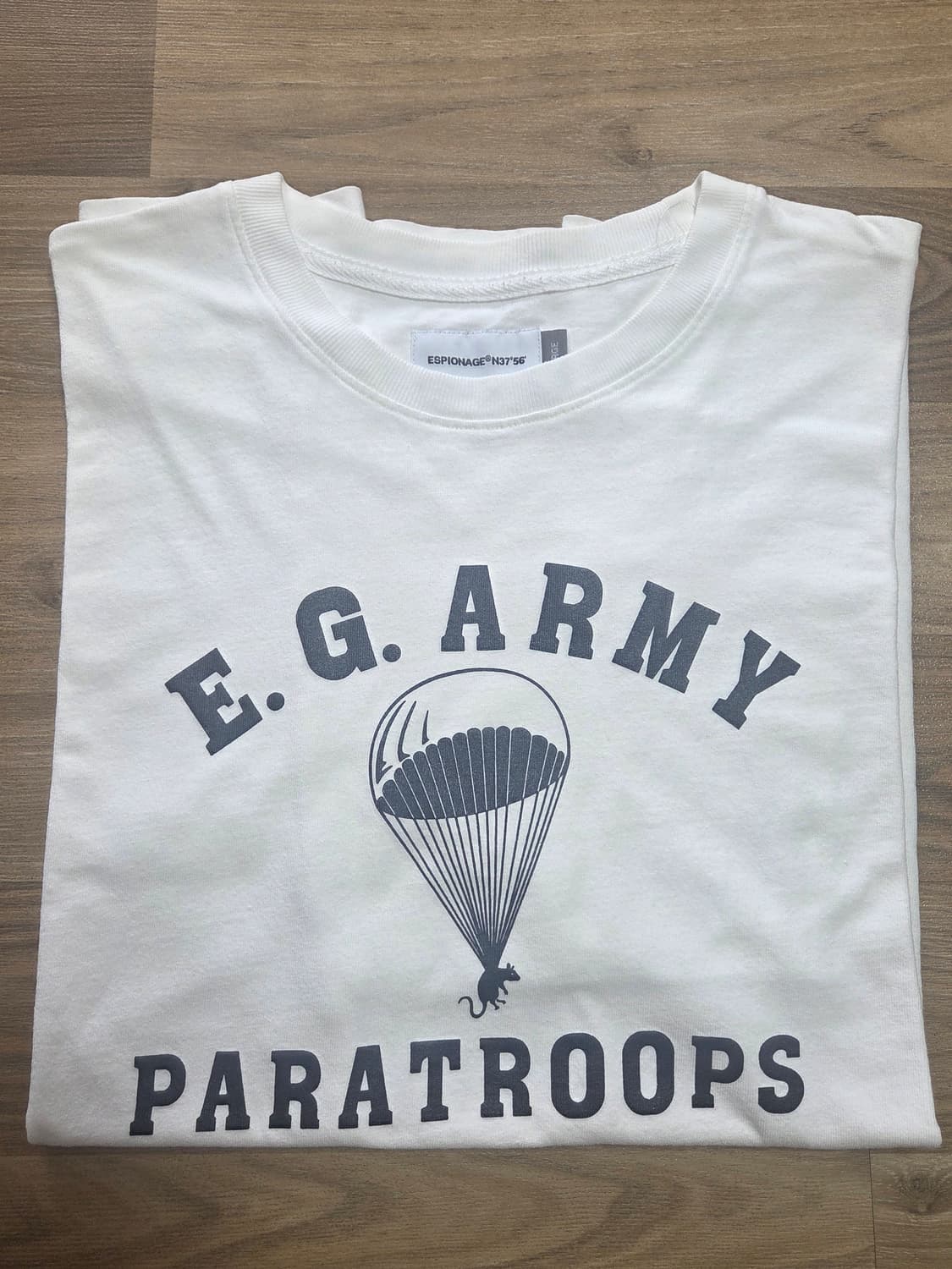 EG Paratroops Tee Off White 상품이미지2