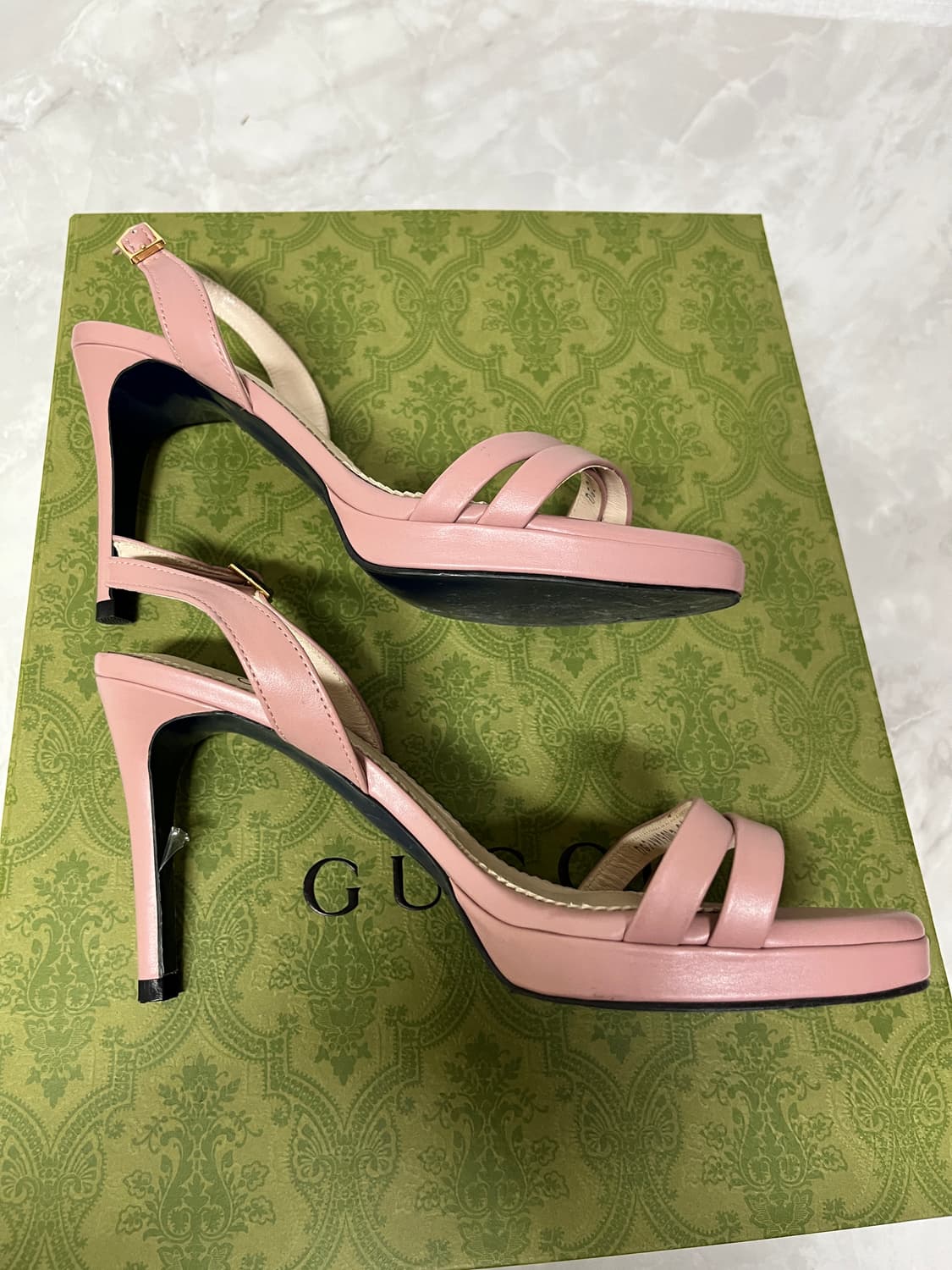 슈콤마보니 핑크 샌들 235사이즈 1회착용 상품이미지3