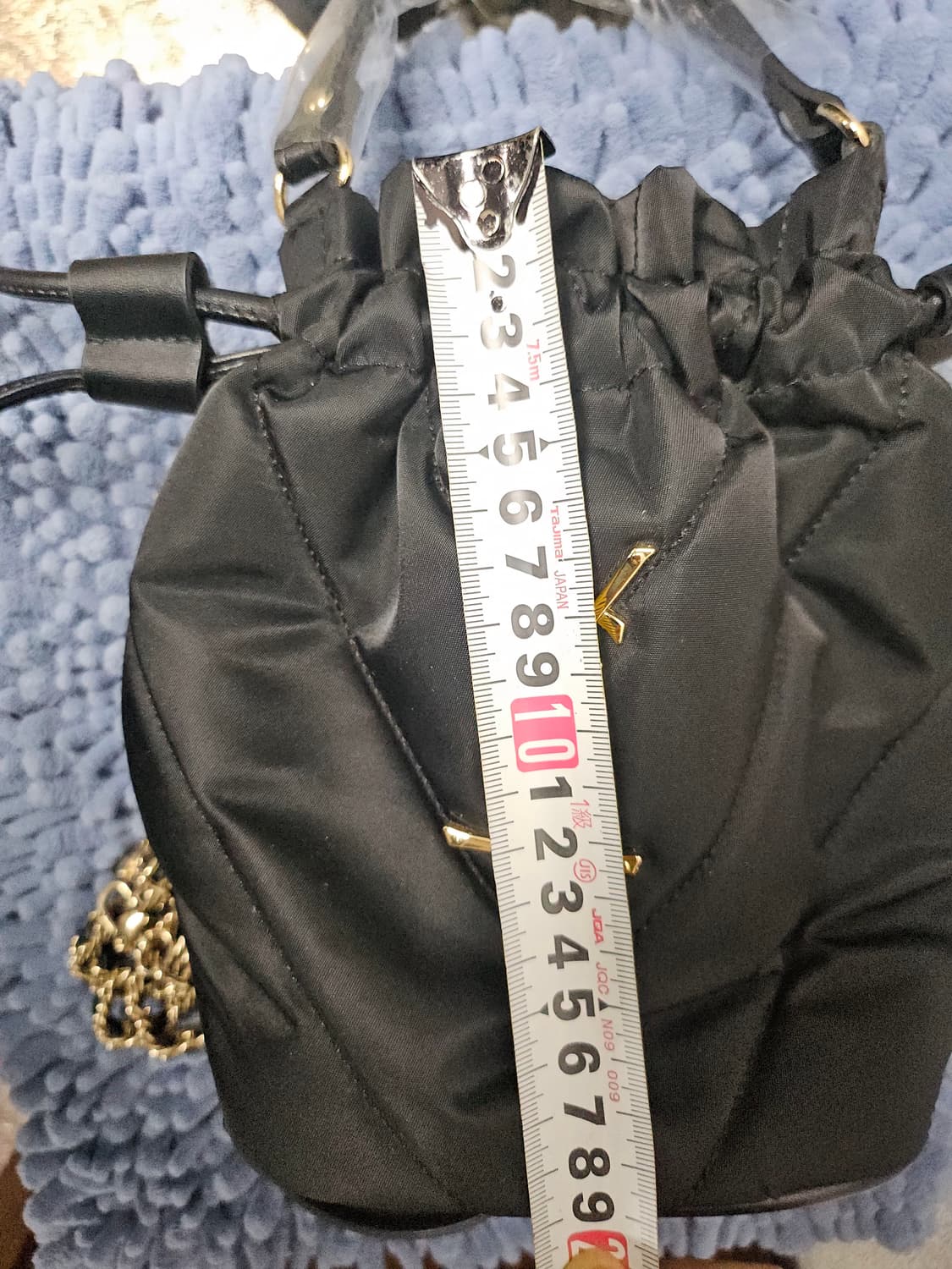 블랙 퀼팅 버킷백(미사용) + 체인 스트랩 상품이미지8