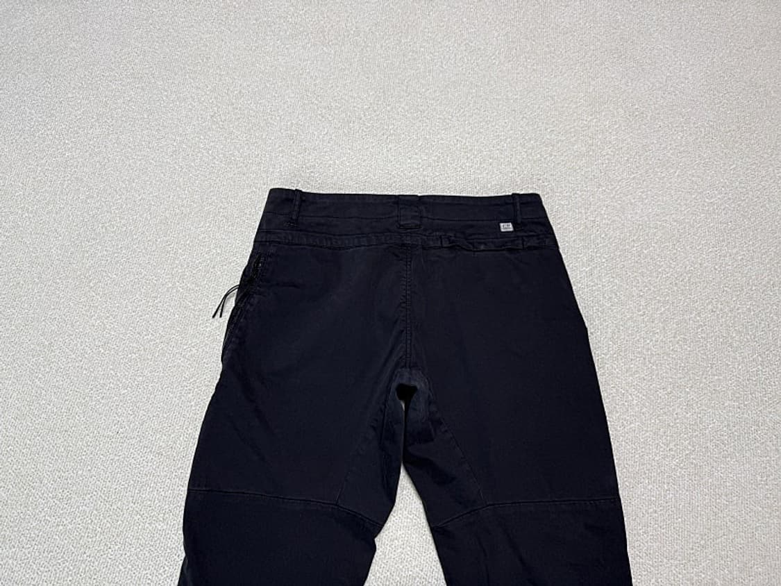 C.P 컴퍼니 카고 조거팬츠 남성용 34인치 상품이미지4