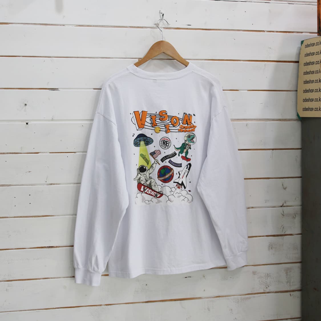 (착용컷) VISION STREET WEAR 롱 슬리브 (남성용 108) 상품이미지2