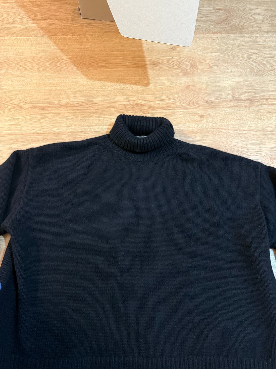 더로우 캐시미어 터틀넥 니트 라지 상품이미지4