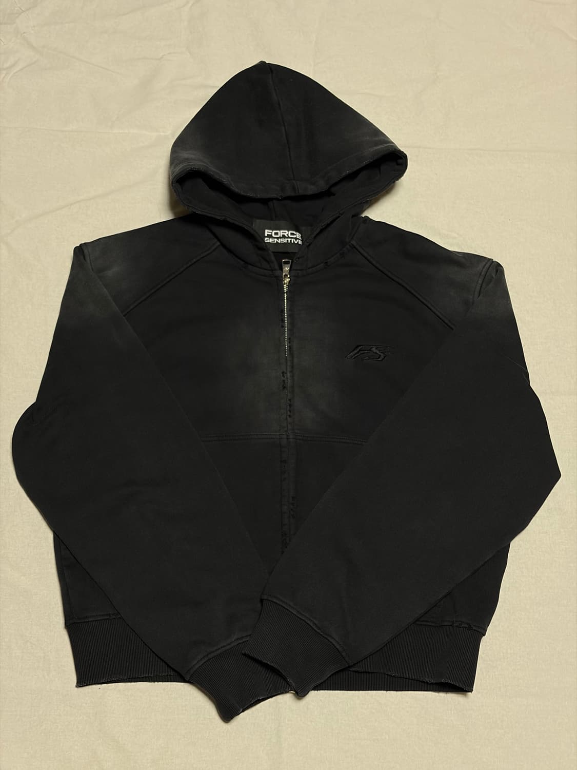 포스센스티브 크롭 후드집업 상품이미지1