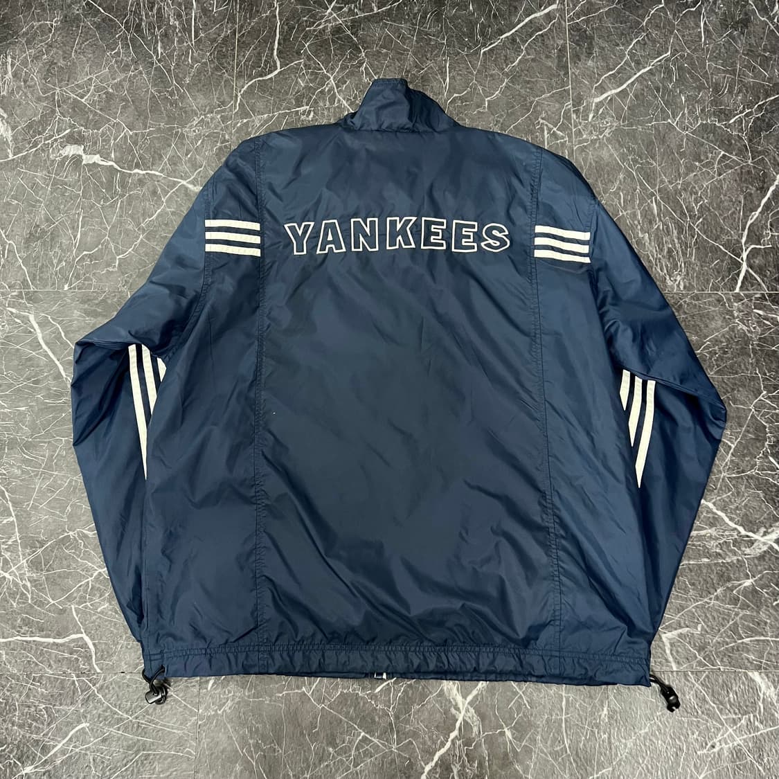 아디다스 양키스 90s 오버사이즈 바람막이 상품이미지2