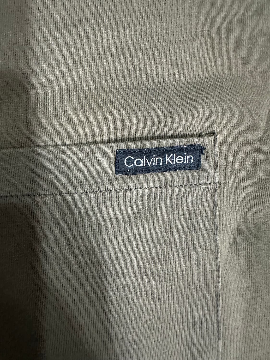 캘빈클라인(Calvin Klein) 포켓 롱슬리브 티셔츠 카키 긴팔 XL 상품이미지3