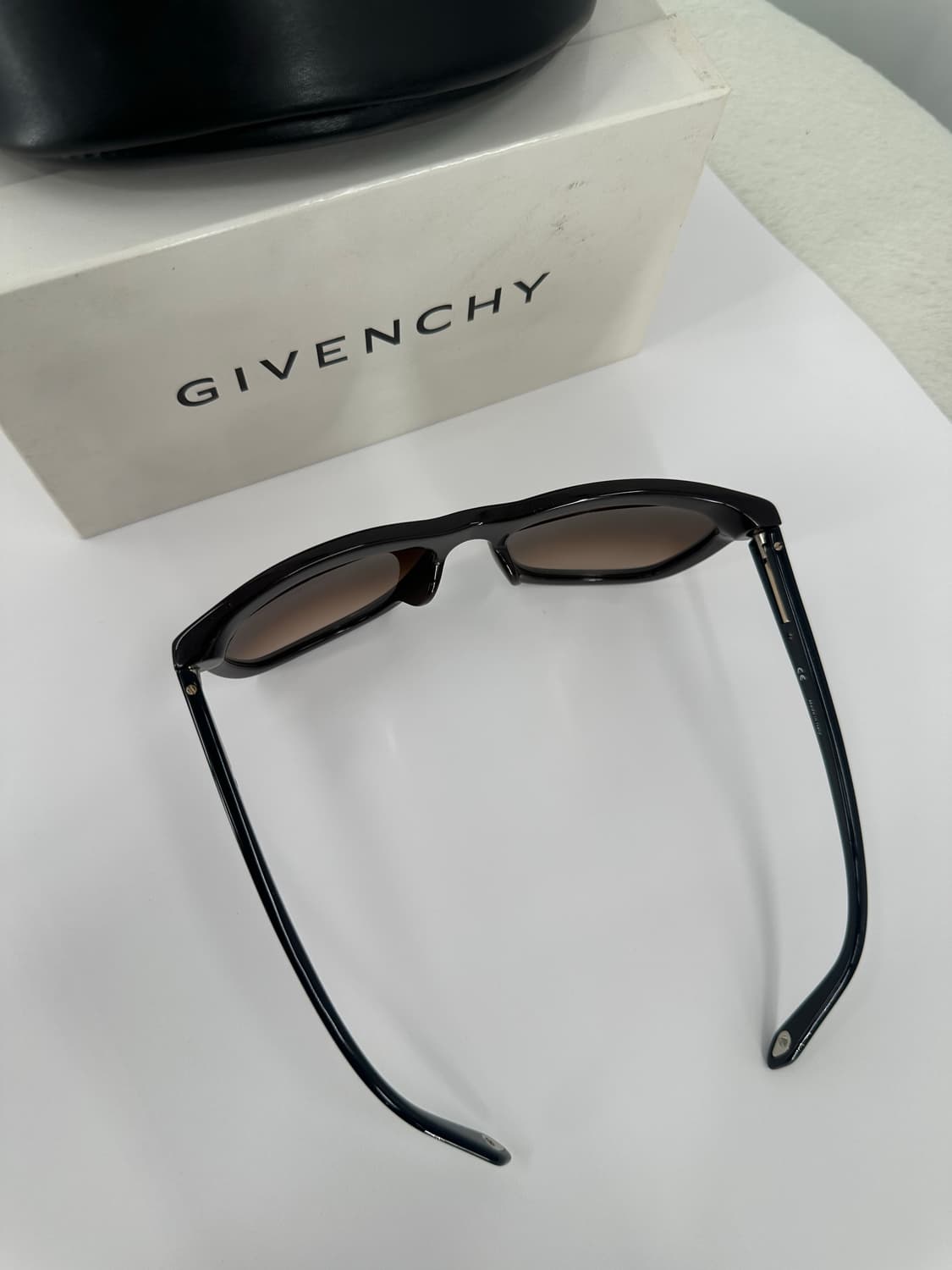 [새상품 무료배송] 정품 지방시 Made in Italy 선글라스 상품이미지8