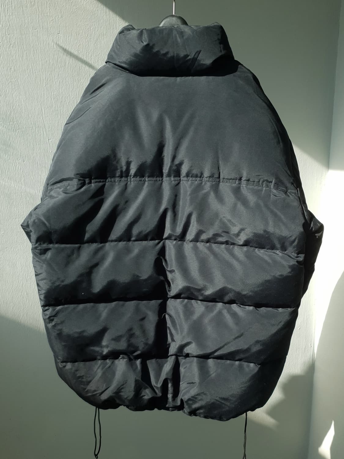 90s Bitch Skateboards down jacket 상품이미지8