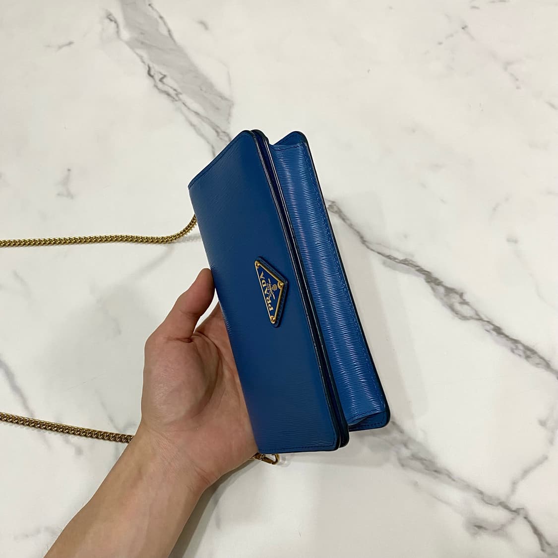 프라다 비텔로 무브 삼각로고 WOC 미니 체인 크로스백 블루 1BP021 상품이미지7