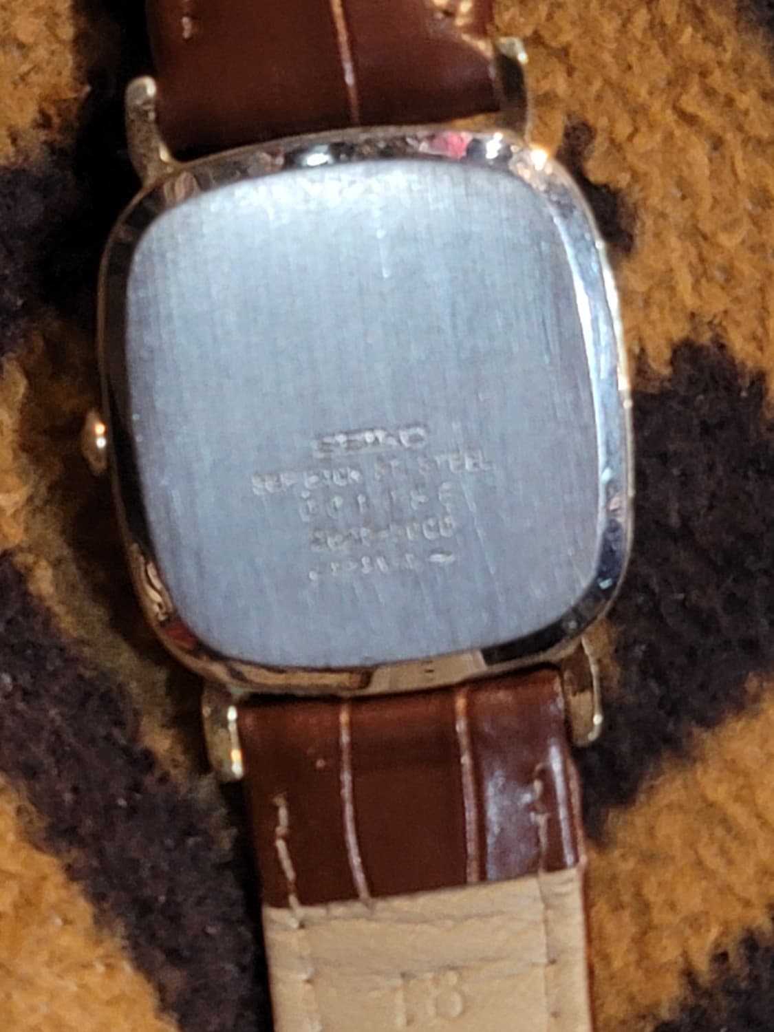 빈티지 세이코 사각 금장 쿼츠 시계 상품이미지4