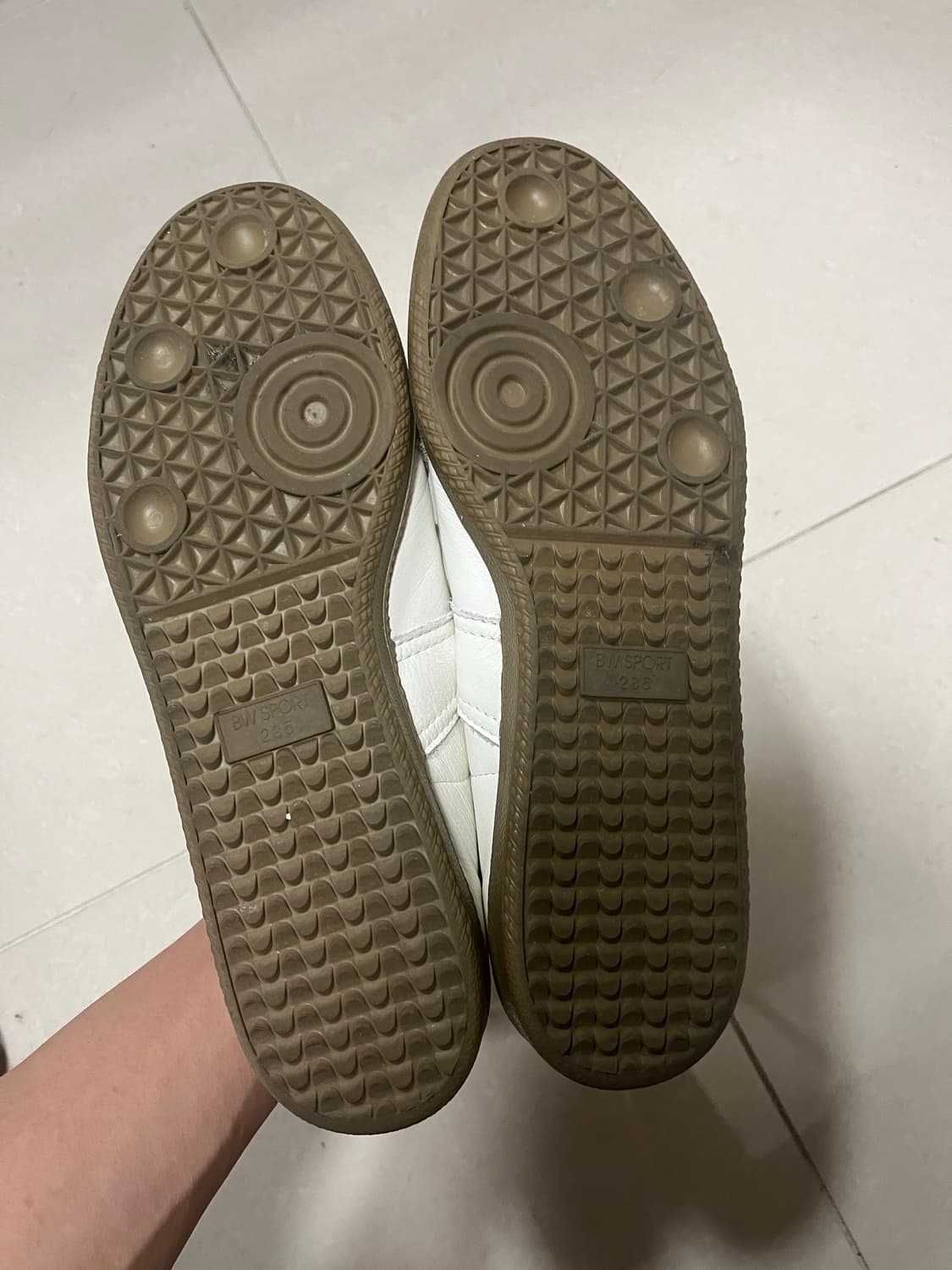 리프로덕션 오브 파운드 화이트 44사이즈(285) 상품이미지3