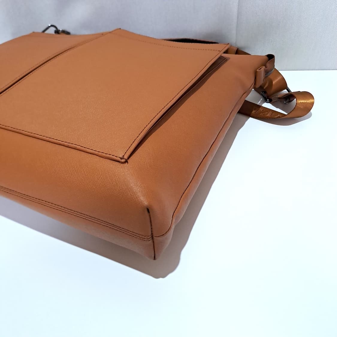 (택포) 탄틴 가죽 토트백 T21355 헬맷백 탄 B503 상품이미지8