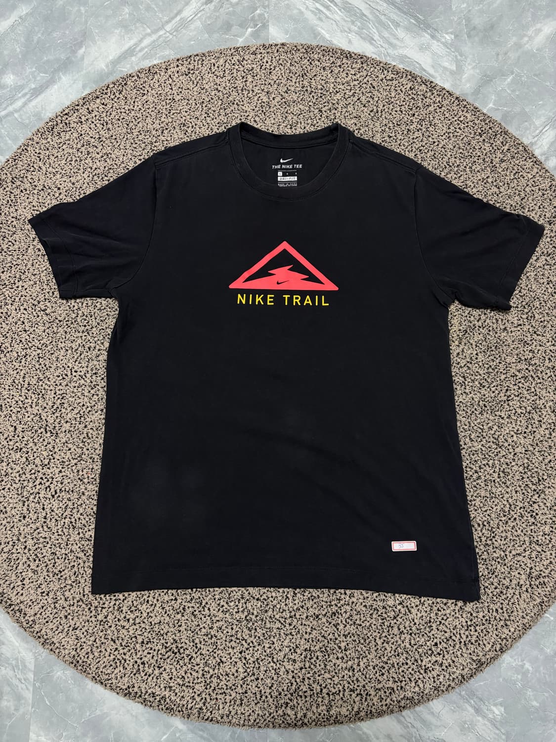 나이키 트레일 반팔티 상품이미지1