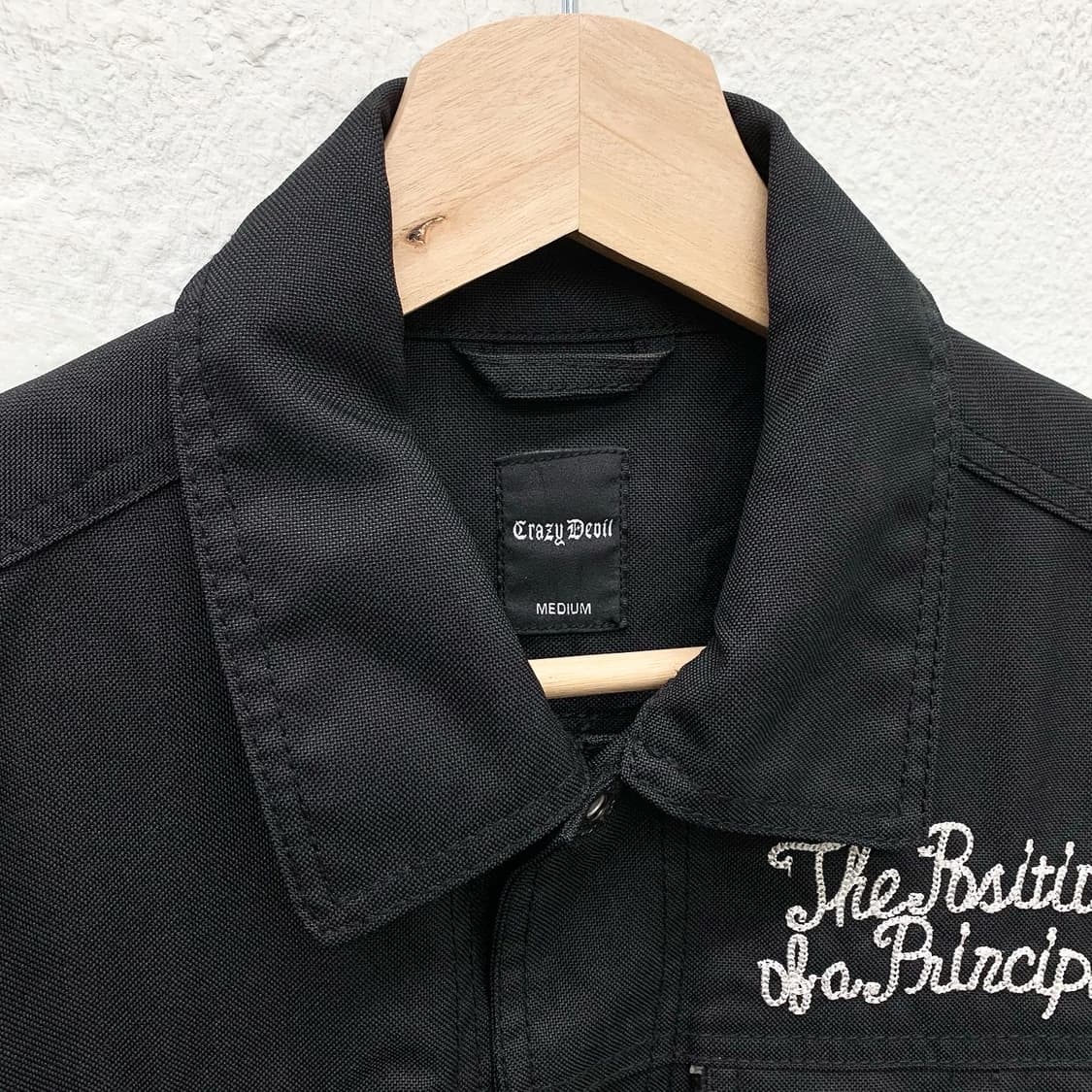 크레이지 데빌 블랙 레터링자수 워크 자켓 상품이미지6