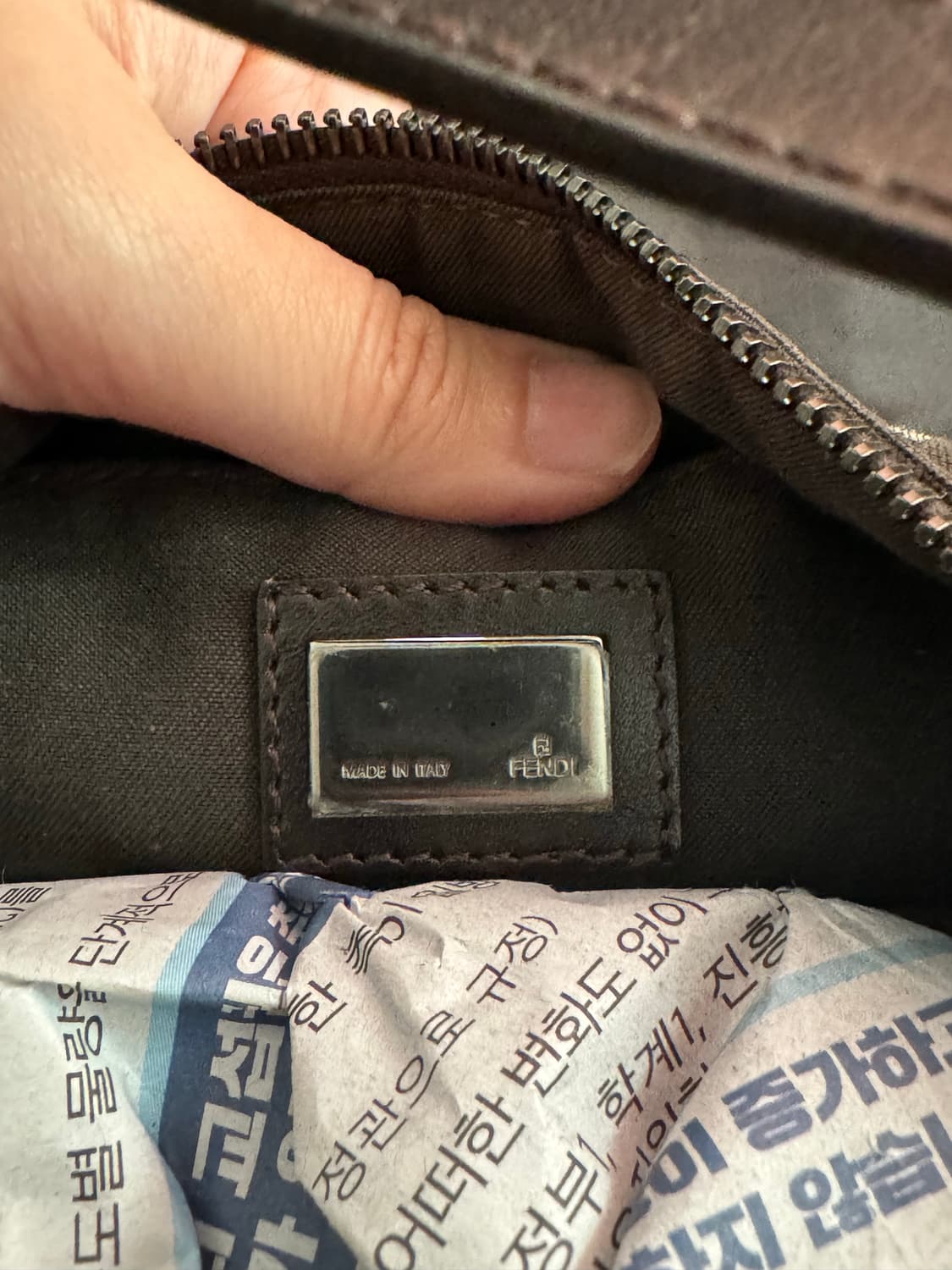 펜디 주카 빈티지 숄더백 상품이미지6