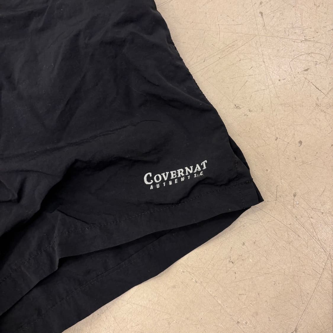 커버낫 블랙 스몰로고 숏 반바지 상품이미지2