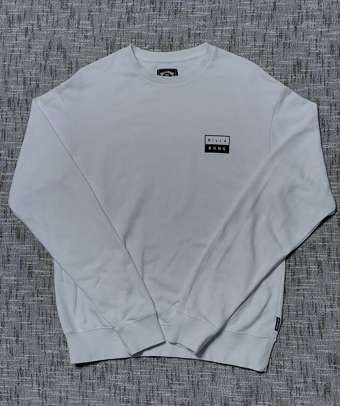 [M/남여공용] 빌라봉(Billabong) 빅로고 화이트 맨투맨 상품이미지2