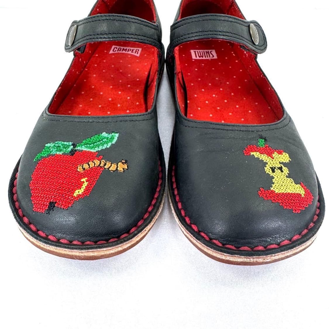 캠퍼 사과자수 플랫 구합니다 상품이미지1