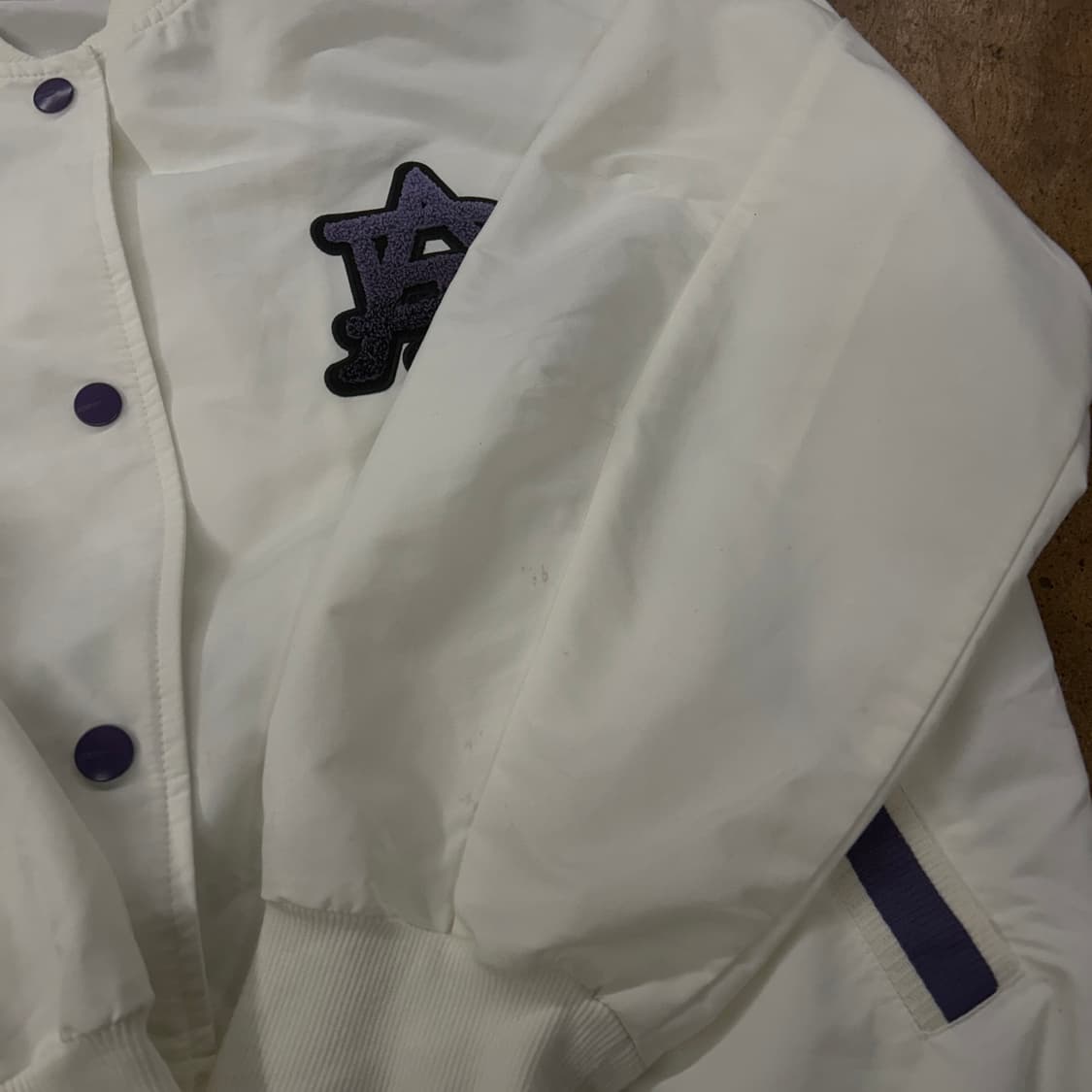 [ 정품/L ] 아디다스 모던 컬리지 봄버 자켓 b1 상품이미지5