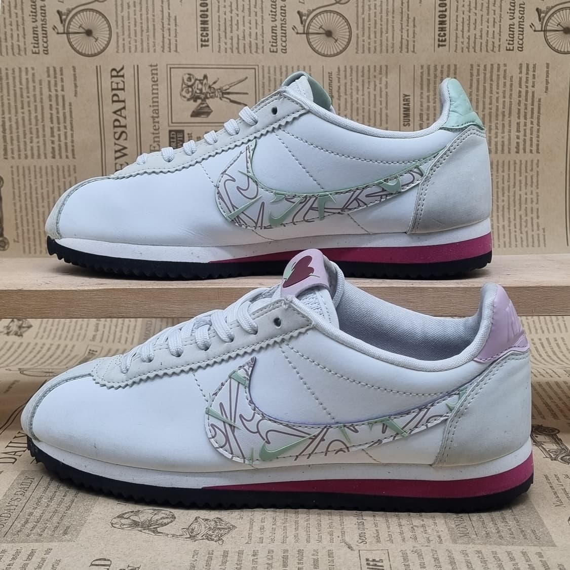 나이키 코르테즈 SE 여성운동화225 상품이미지1