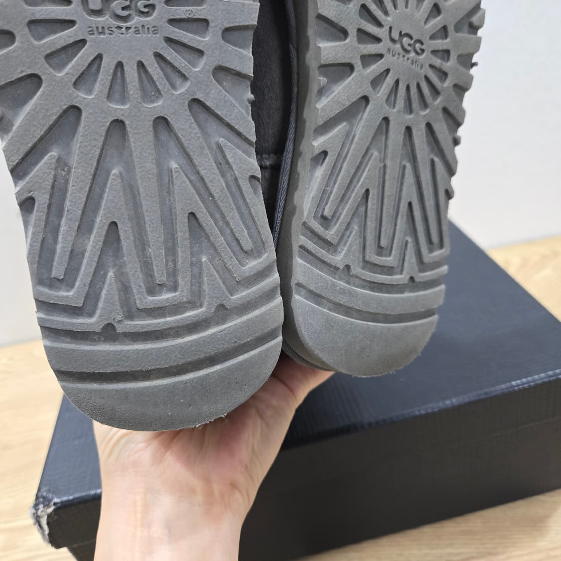 240 어그 UGG 클래식 숏 그레이 어그부츠 상품이미지9