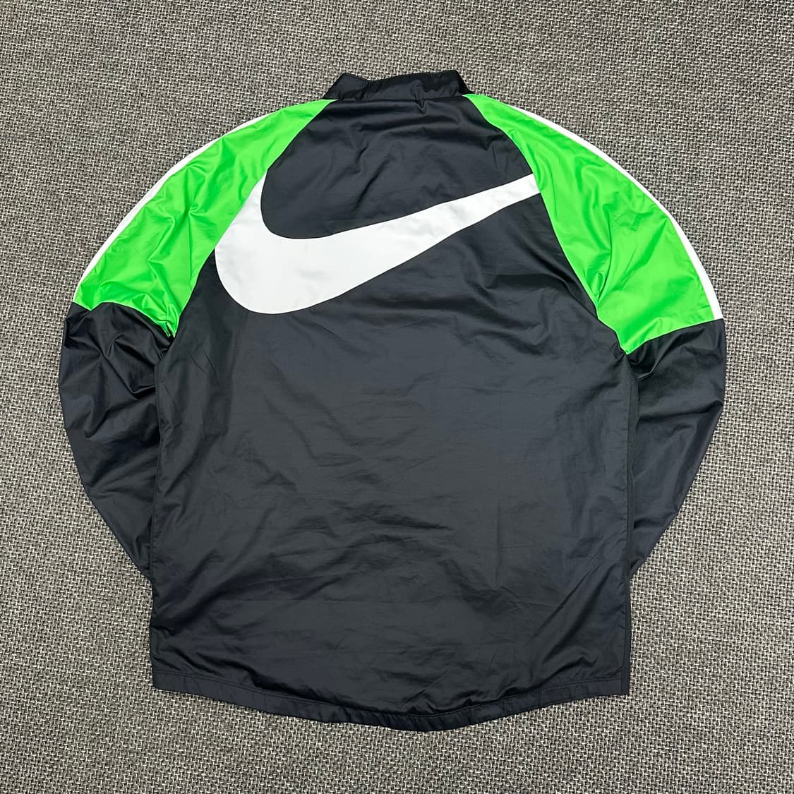 나이키 해외판 리버풀 레어템 바람막이 L 상품이미지8