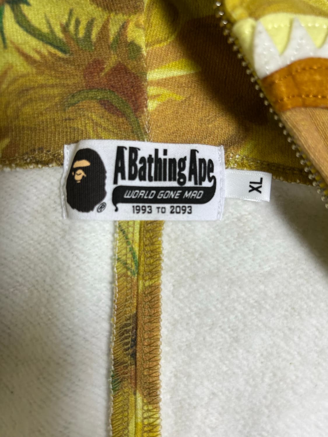 BAPE 반고흐 해바라기 샤크 후드집업 XL 판매합니다. 상품이미지4