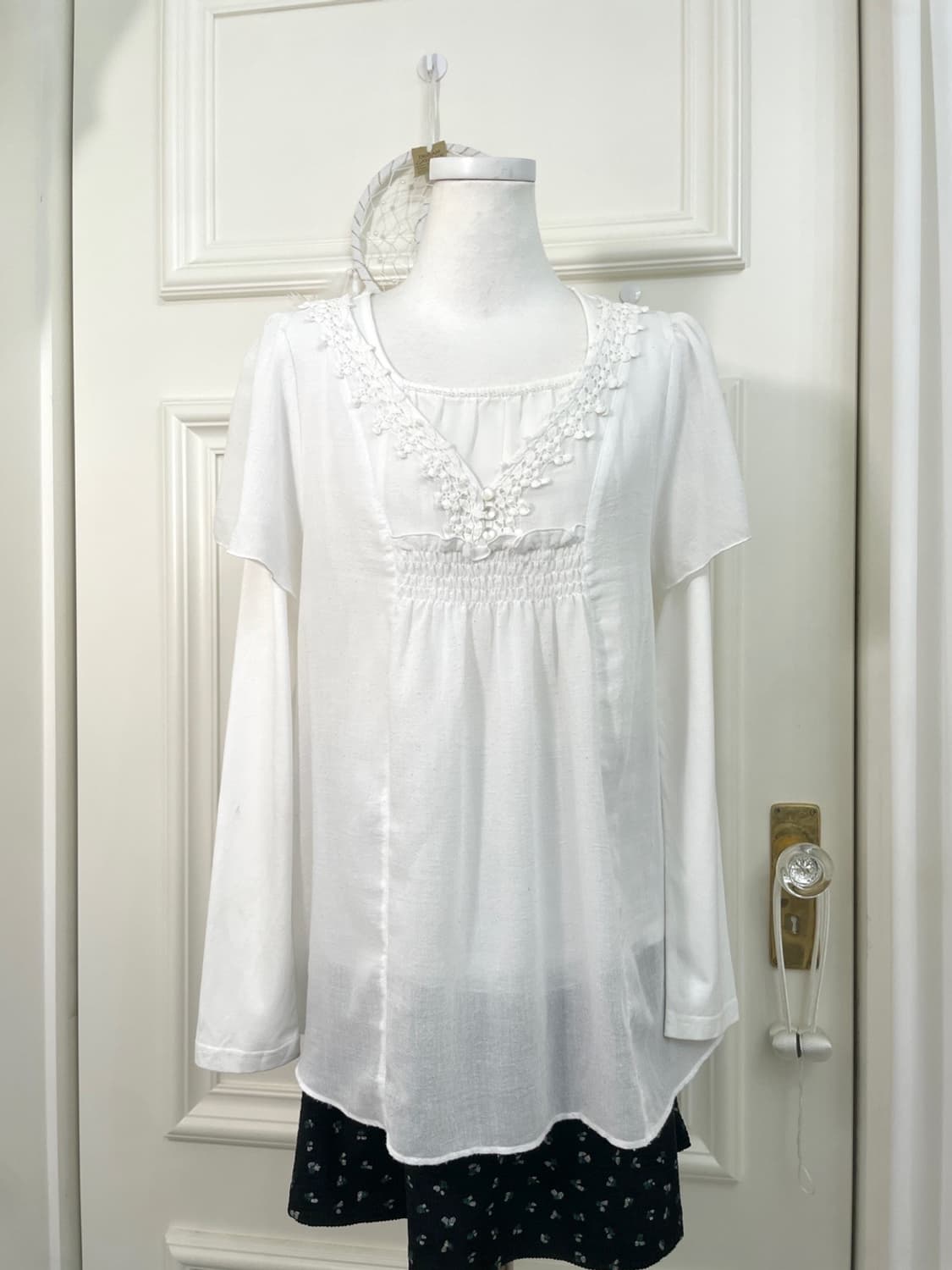 white lace point puff blouse&beads shirr 상품이미지5