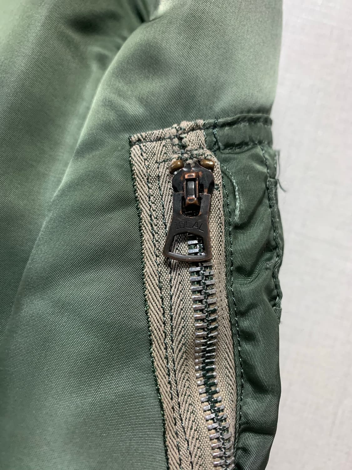 알파인더스트리 90s MA1 항공점퍼 상품이미지6