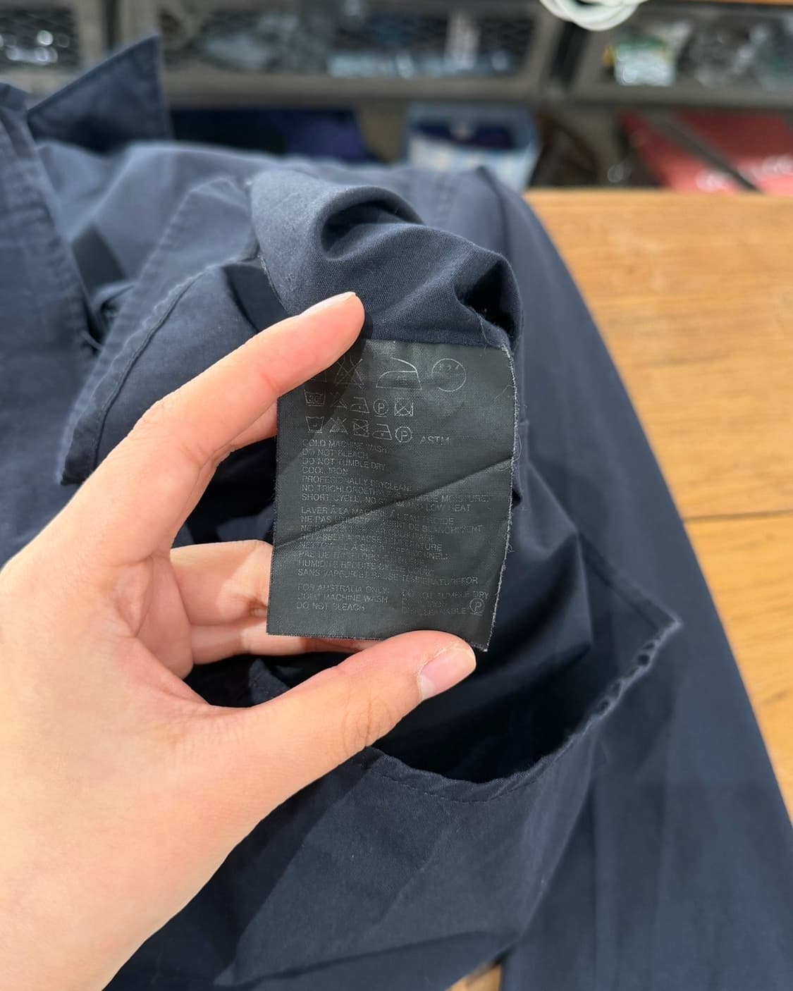 질샌더 블랙 클래식 셔츠 상품이미지8