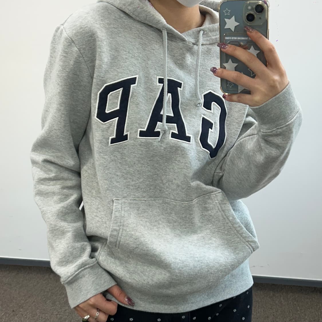 GAP 갭 블랙로고 그레이후드티 상품이미지2