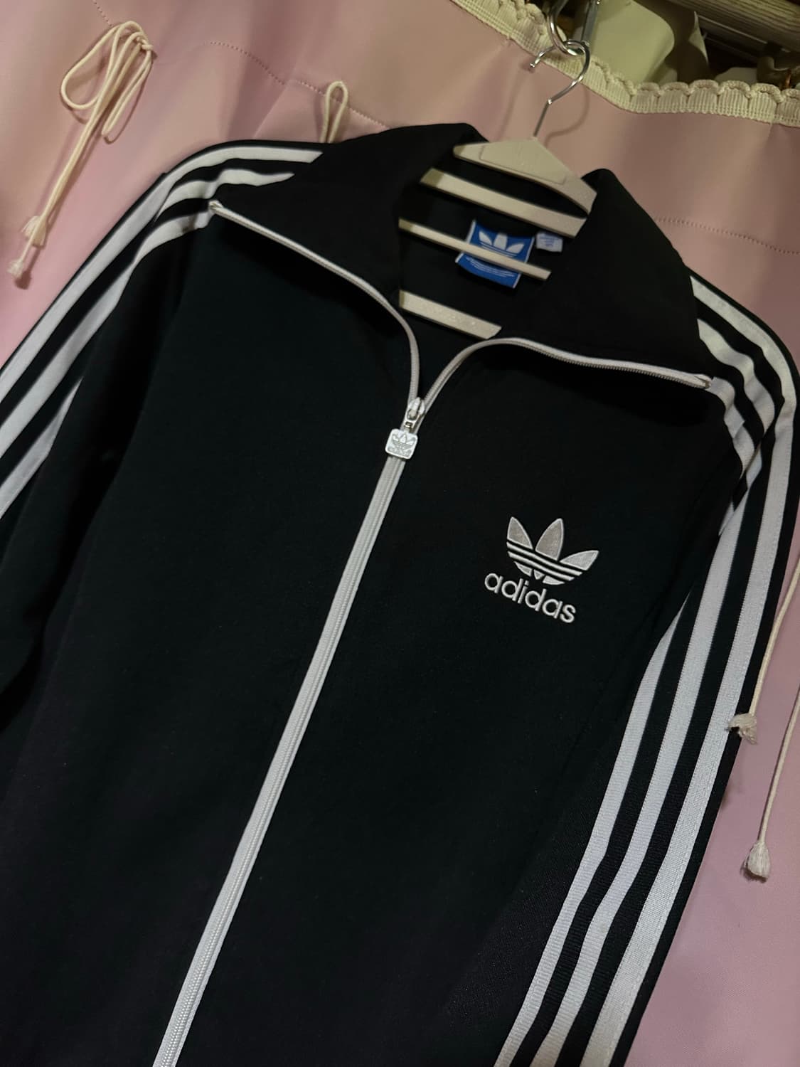 아디다스져지 아디다스 유로파 블랙 트랙탑 불꽃져지 파이어버드 트랙탑 상품이미지2