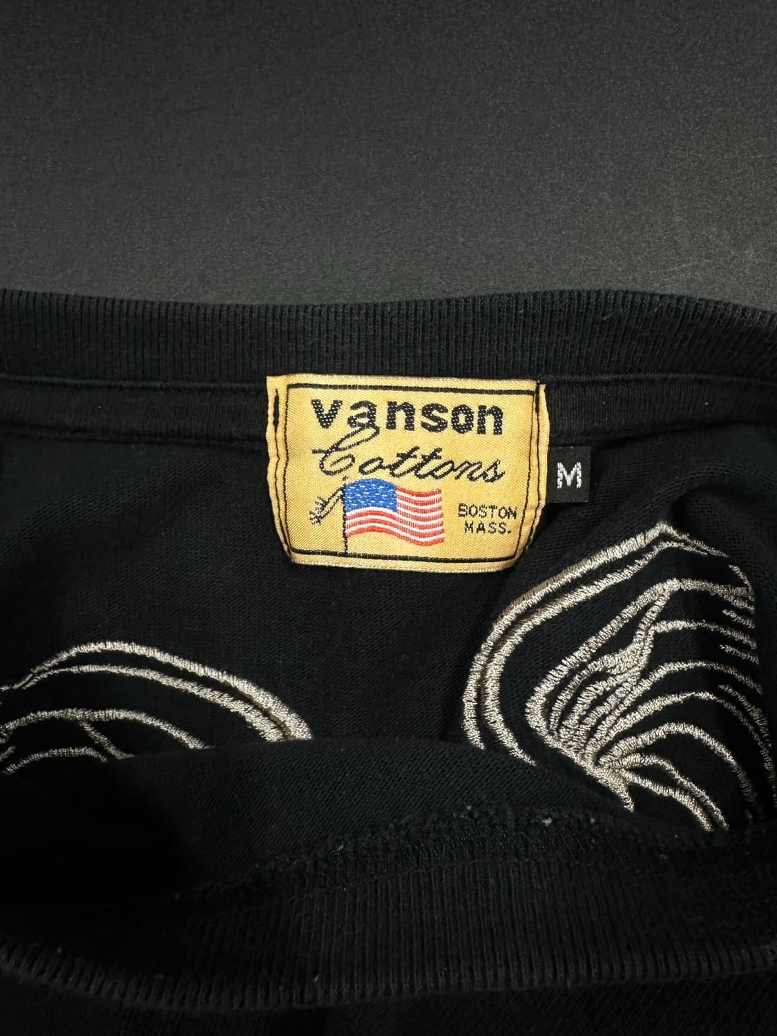 밴슨 블랙 자수 스티치 슬리브 상품이미지5