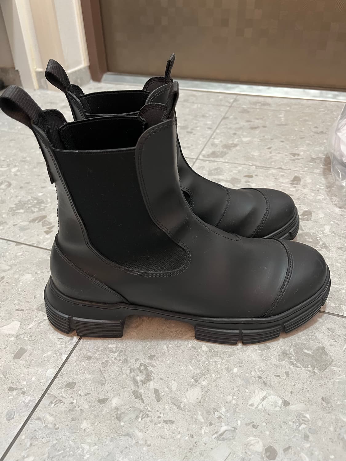 Ganni 러버부츠 39 사이즈 상품이미지2