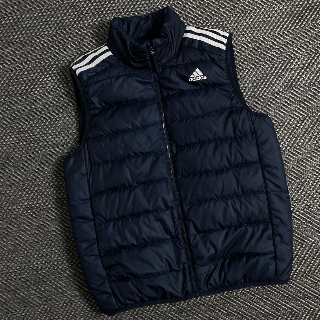 아디다스 러닝 경량 다운 베스트y 3153 상품이미지1